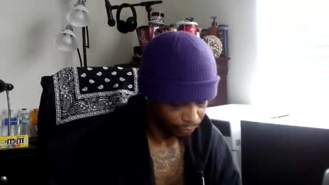 Snapshot of rickavelli chatting on 04/19/26, 04:50 Rick online show from 04/19/26, 04:50