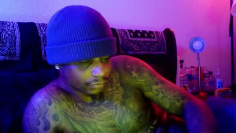 Snapshot of rickavelli chatting on 04/20/26, 06:16 Rick online show from 04/20/26, 06:16