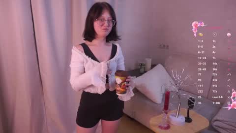 Snapshot of rickiewooding chatting on 10/23/25, 08:07 Linda online show from 10/23/25, 08:07