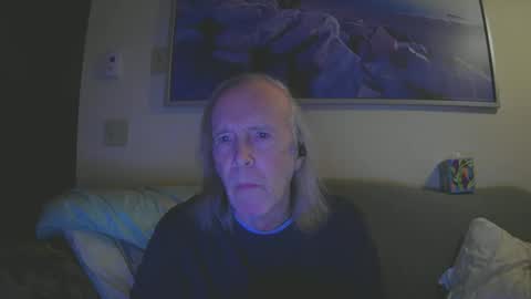 Snapshot of rickl56 chatting on 12/20/24, 12:41 rickl56 online show from 12/20/24, 12:41