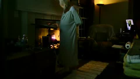 PINK HOLE TWINK online show from 10/24/25, 03:03