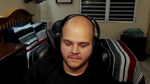 Snapshot of rickyj1012 chatting on 12/07/24, 10:28 Ricky online show from 12/07/24, 10:28