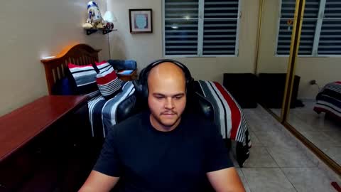 Snapshot of rickyj1012 chatting on 01/10/25, 12:17 Ricky online show from 01/10/25, 12:17