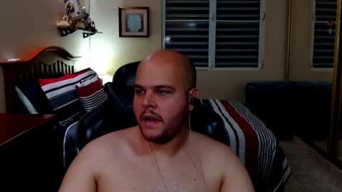 Snapshot of rickyj1012 chatting on 11/15/25, 11:32 Ricky online show from 11/15/25, 11:32