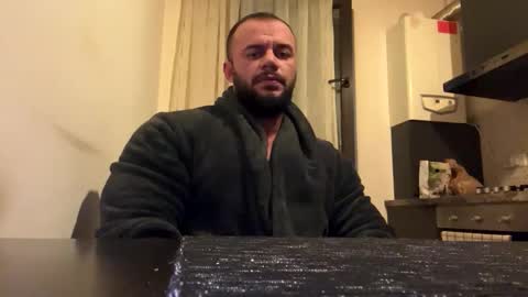 Snapshot of rickymiami1 chatting on 10/18/25, 07:03 rickymiami1 online show from 10/18/25, 07:03