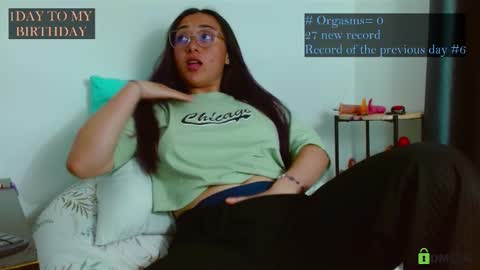 Candy online show from 11/24/25, 02:00