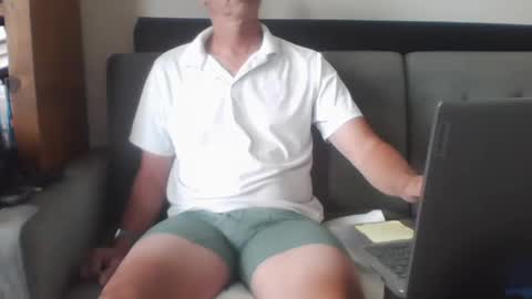 ridemehigh1 online show from 10/13/25, 04:51