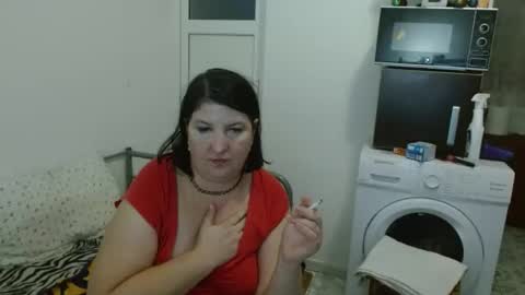 Snapshot of ridemerafsuzana chatting on 01/01/25, 03:03 Ridemeraf online show from 01/01/25, 03:03