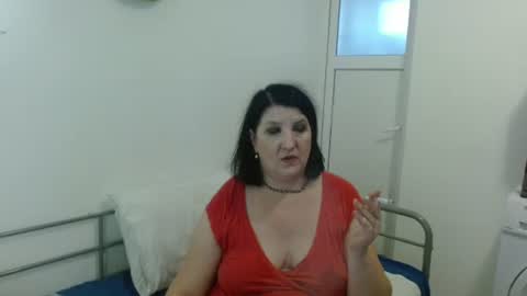 Snapshot of ridemerafsuzana chatting on 01/12/25, 02:19 Ridemeraf online show from 01/12/25, 02:19