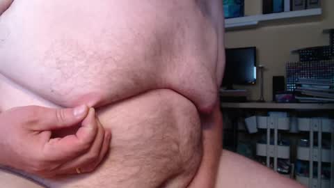 Snapshot of riemen78 chatting on 05/27/26, 10:51 riemen78 online show from 05/27/26, 10:51