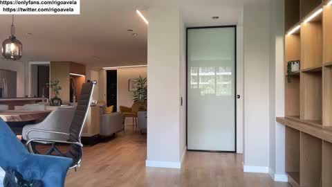 Rigo Avela online show from 10/27/25, 07:40