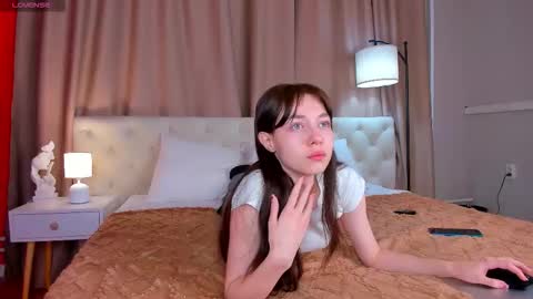 rihanna_walker online show from 09/15/25, 01:05