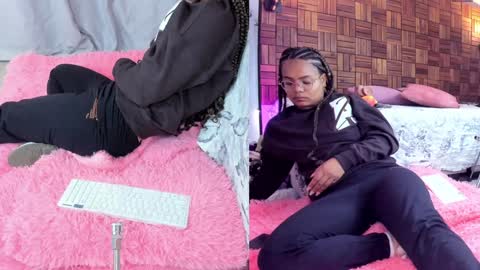 Snapshot of rihannadeep chatting on 12/22/24, 10:06 Sara online show from 12/22/24, 10:06