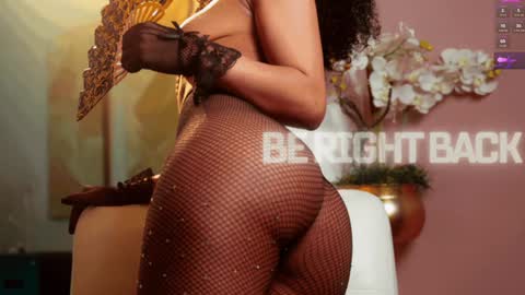 Snapshot of rihannadeep chatting on 02/05/25, 01:22 Sara online show from 02/05/25, 01:22