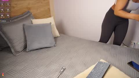 Sara online show from 07/28/26, 12:48