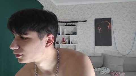 Snapshot of rik_and chatting on 12/17/24, 09:17 Rick online show from 12/17/24, 09:17