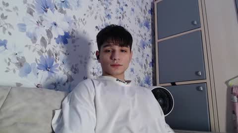 Snapshot of rik_and chatting on 02/02/25, 09:34 Rick online show from 02/02/25, 09:34