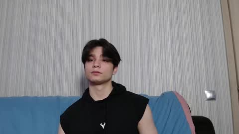 Snapshot of rik_and chatting on 10/04/25, 12:03 Rick online show from 10/04/25, 12:03