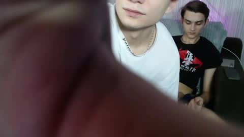 Snapshot of rik_and chatting on 10/15/25, 07:47 Rick online show from 10/15/25, 07:47