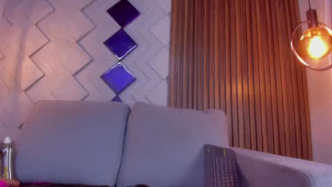 kamila online show from 12/13/24, 12:17