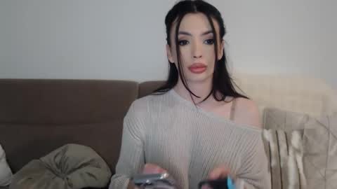 RileyEve online show from 10/27/25, 09:52