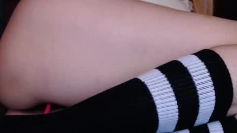 Snapshot of rileylannax chatting on 03/27/26, 04:07 rileylannax online show from 03/27/26, 04:07