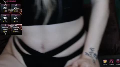 Snapshot of rileylannax chatting on 04/21/26, 03:57 rileylannax online show from 04/21/26, 03:57
