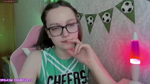 My name is Riley Like my broadcast pls 3 online show from 06/25/26, 04:01
