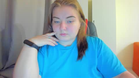 rina16 online show from 11/16/25, 01:17