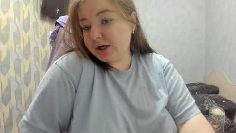 rina16 online show from 12/15/25, 08:07