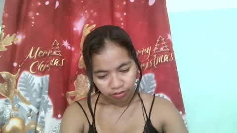 rinah856024 online show from 02/25/25, 12:13
