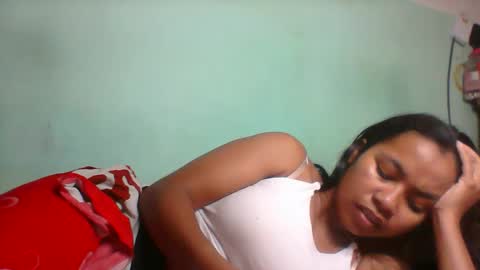 Snapshot of rinah856024 chatting on 01/16/26, 06:34 rinah856024 online show from 01/16/26, 06:34