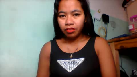 Snapshot of rinah856024 chatting on 06/09/26, 04:35 rinah856024 online show from 06/09/26, 04:35
