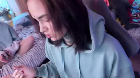   DianaBrite            fansl y online show from 11/01/25, 01:24