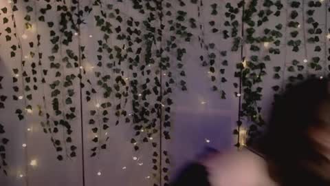 risha_laass online show from 12/19/25, 08:16