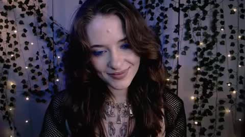 risha_laass online show from 05/07/26, 08:25