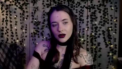 risha_laass online show from 05/15/26, 08:38