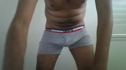 Snapshot of rishavb1991 chatting on 06/11/26, 05:38 rishavb1991 online show from 06/11/26, 05:38