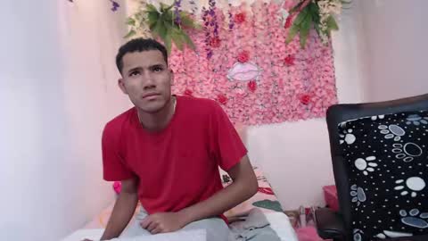 Snapshot of risitos_de_oro_ chatting on 09/24/25, 09:34 Risitos De Oro online show from 09/24/25, 09:34