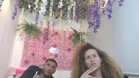 Snapshot of risitos_de_oro_ chatting on 10/01/25, 06:19 Risitos De Oro online show from 10/01/25, 06:19