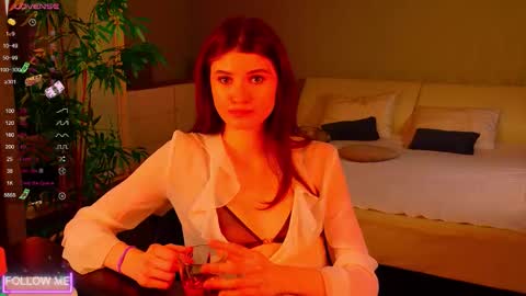 Snapshot of risky_dream chatting on 10/12/25, 01:10 Alice online show from 10/12/25, 01:10