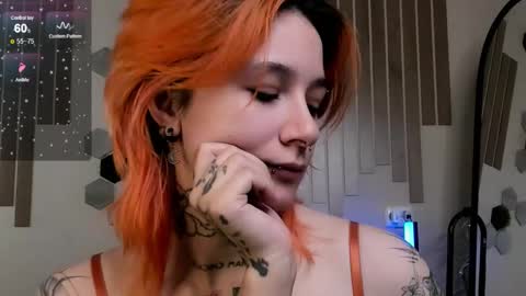 Snapshot of riskypussy chatting on 10/24/25, 03:25 MIley online show from 10/24/25, 03:25