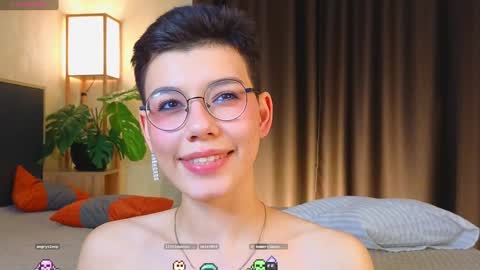 Agnes online show from 12/14/24, 01:38