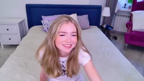 Snapshot of rita__shy chatting on 06/09/26, 04:18 Rita online show from 06/09/26, 04:18