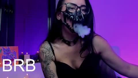 Snapshot of ritasunset chatting on 11/21/25, 11:53 Miss Rita online show from 11/21/25, 11:53