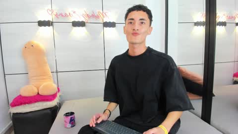 Ritchie Alameda online show from 09/21/25, 10:28