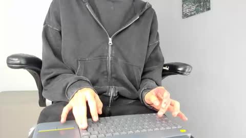 Ritchie Alameda online show from 10/18/25, 11:00