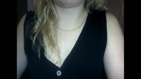 RiveraMaureen online show from 10/21/25, 09:26