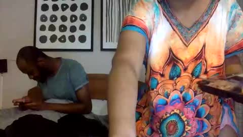 Snapshot of riversaint chatting on 06/08/26, 01:28 River Saint online show from 06/08/26, 01:28