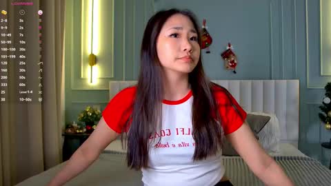 Snapshot of rizeshiro chatting on 12/14/25, 05:35 Rize online show from 12/14/25, 05:35